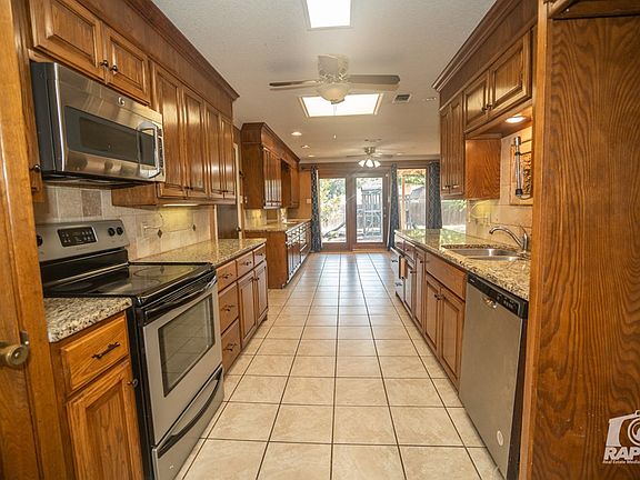 5th image of 2720 Southland Blvd