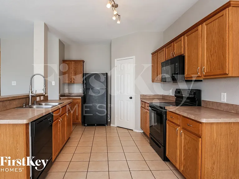 6032 Blazing Star Dr — Photo 5