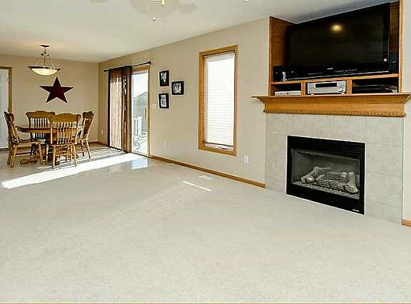 3rd image of 610 S Westgate Dr