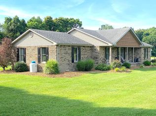 218 Phelps Acres Rd, Jamestown, KY 42629