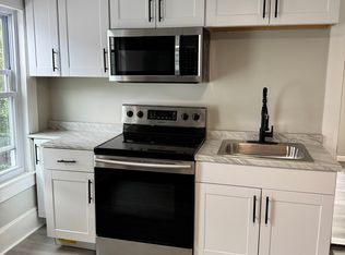9 East St #B, Nashua, NH 03060
