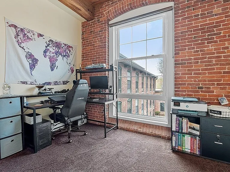 14 Sanford St #29 — Photo 22