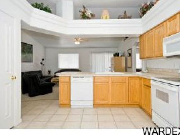 4th image of 2475 Palo Verde Blvd N