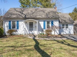 127 Liberty Blvd, Phillipsburg, NJ 08865