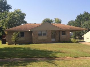 735 Locust Dr, Jonesboro, AR 72401