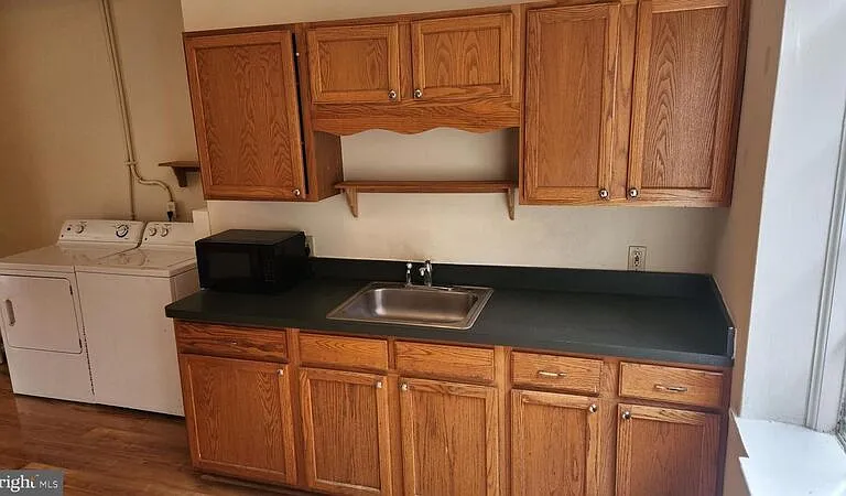 1009 Princess Anne St #1 — Photo 6