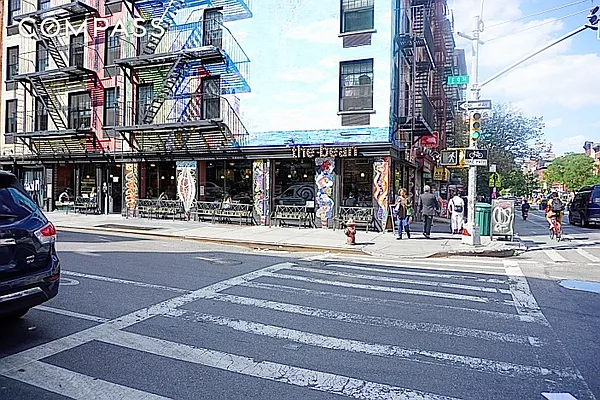 Rented by Compass | media 8