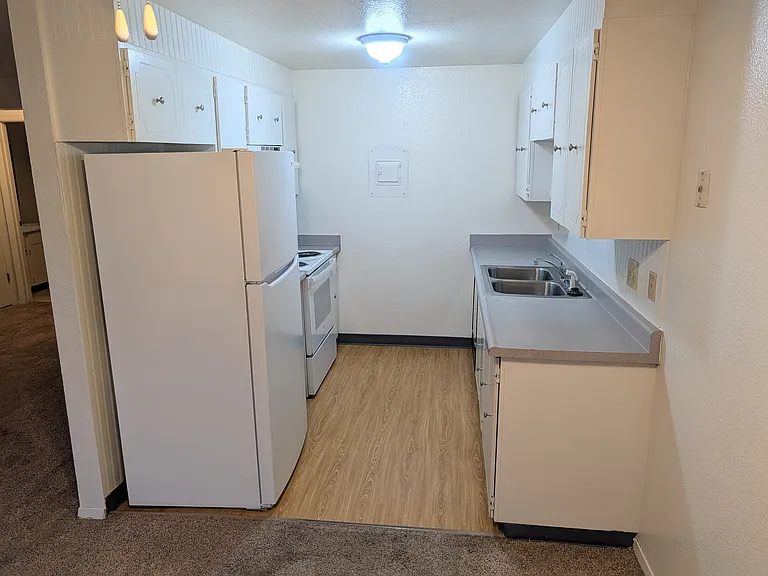 5453 Camelot Dr #2 — Photo 2
