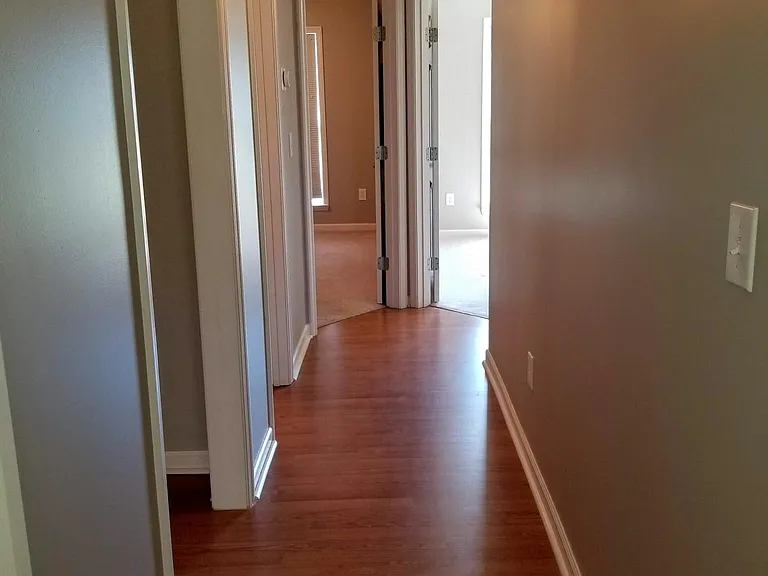 111 Nathan Dr — Photo 40