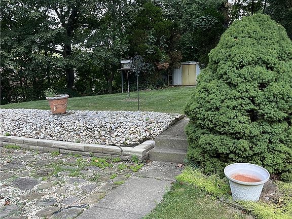 2nd image of 12509 Herold Dr