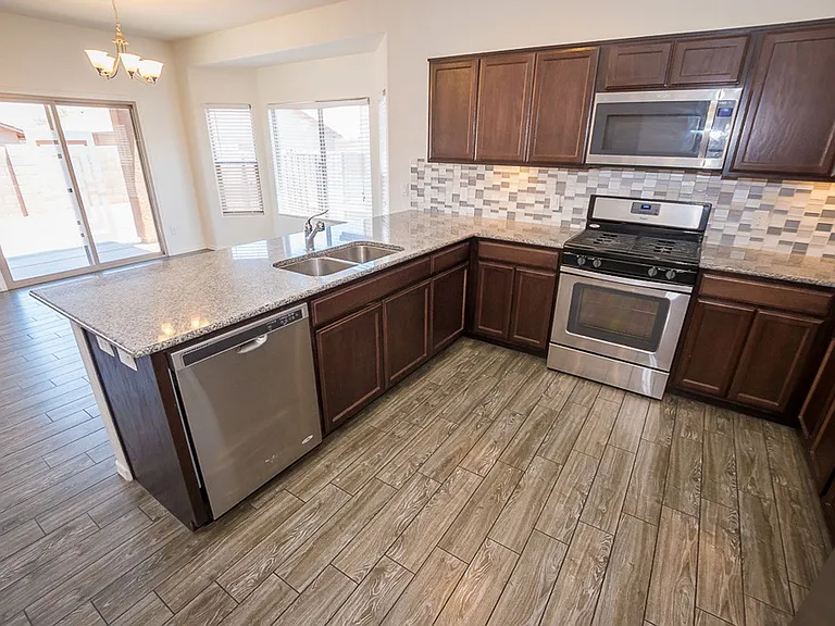 4223 Rocky Mountain Way — Photo 12