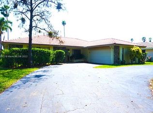 10180 NW 1st Mnr, Coral Springs, FL 33071