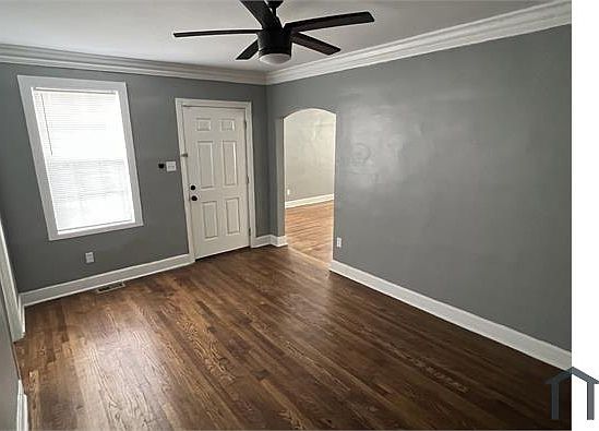 3rd image of 1755 Jackson Ave