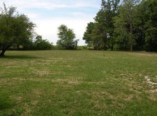 5724 E Chalmers Rd, Monticello, IN 47960