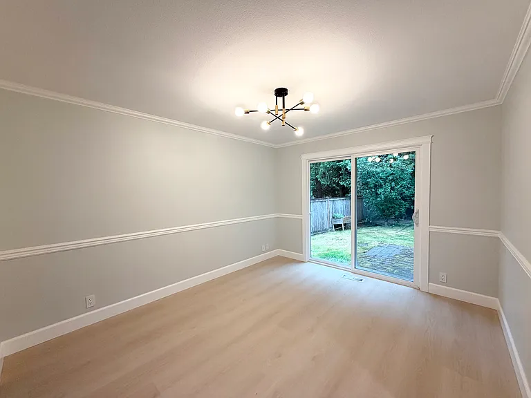 23820 SE 40th Pl — Photo 9