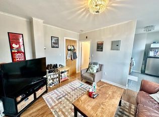 145 Endicott St APT 4, Boston, MA 02113