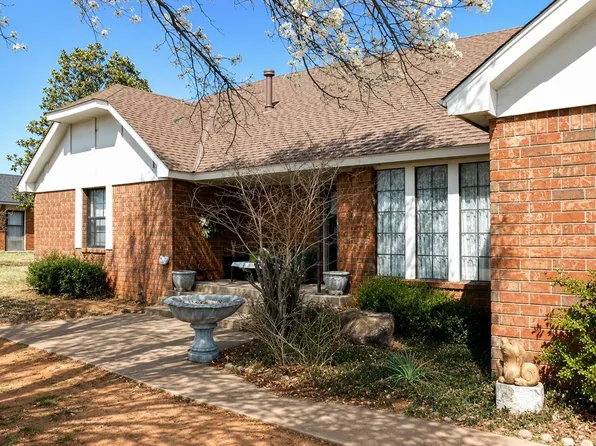 1218 Ridgewood Dr, Lindsay, OK 73052