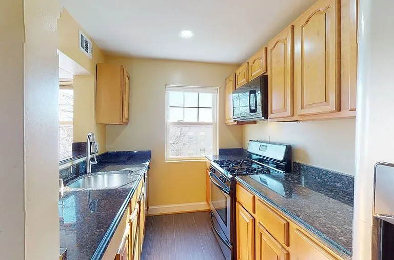 3868 9th St SE #301 — Photo 6
