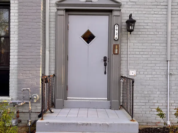3926 W St NW #3, Washington, DC 20007