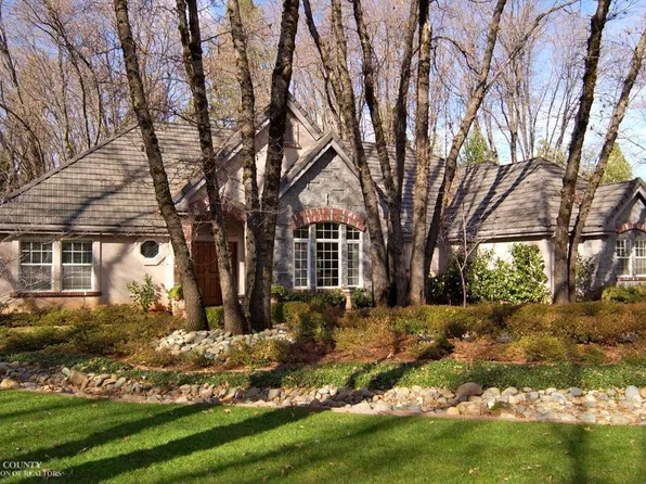 11154 Knights Ct, Grass Valley, CA 95945