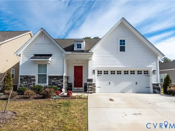 12225 Twin Rivers Dr, Chester, VA 23836