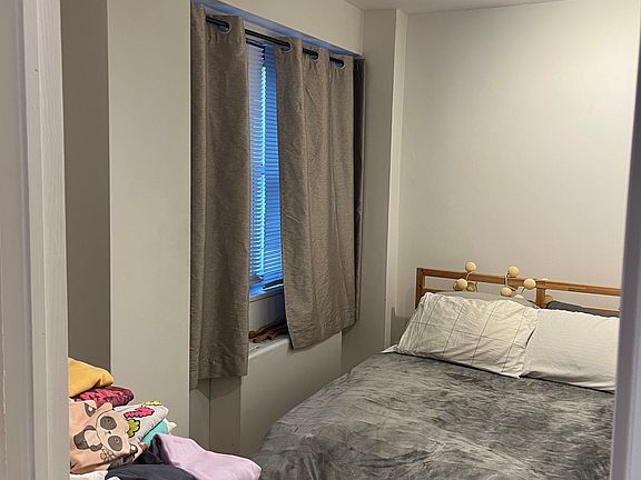 5th image of 330 E 49th St APT 10M