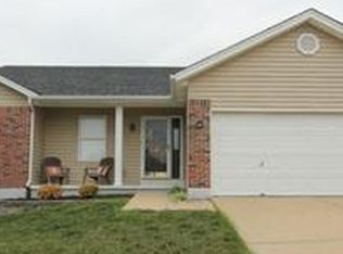 1119 Peach Blossom Dr, Arnold, MO 63010