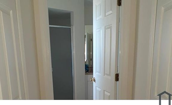 4th image of 1728 NW 18th St