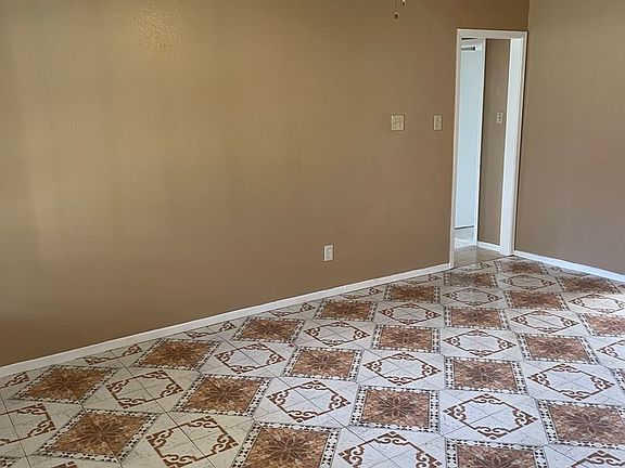 5th image of 4751 E Ridgecreek Dr