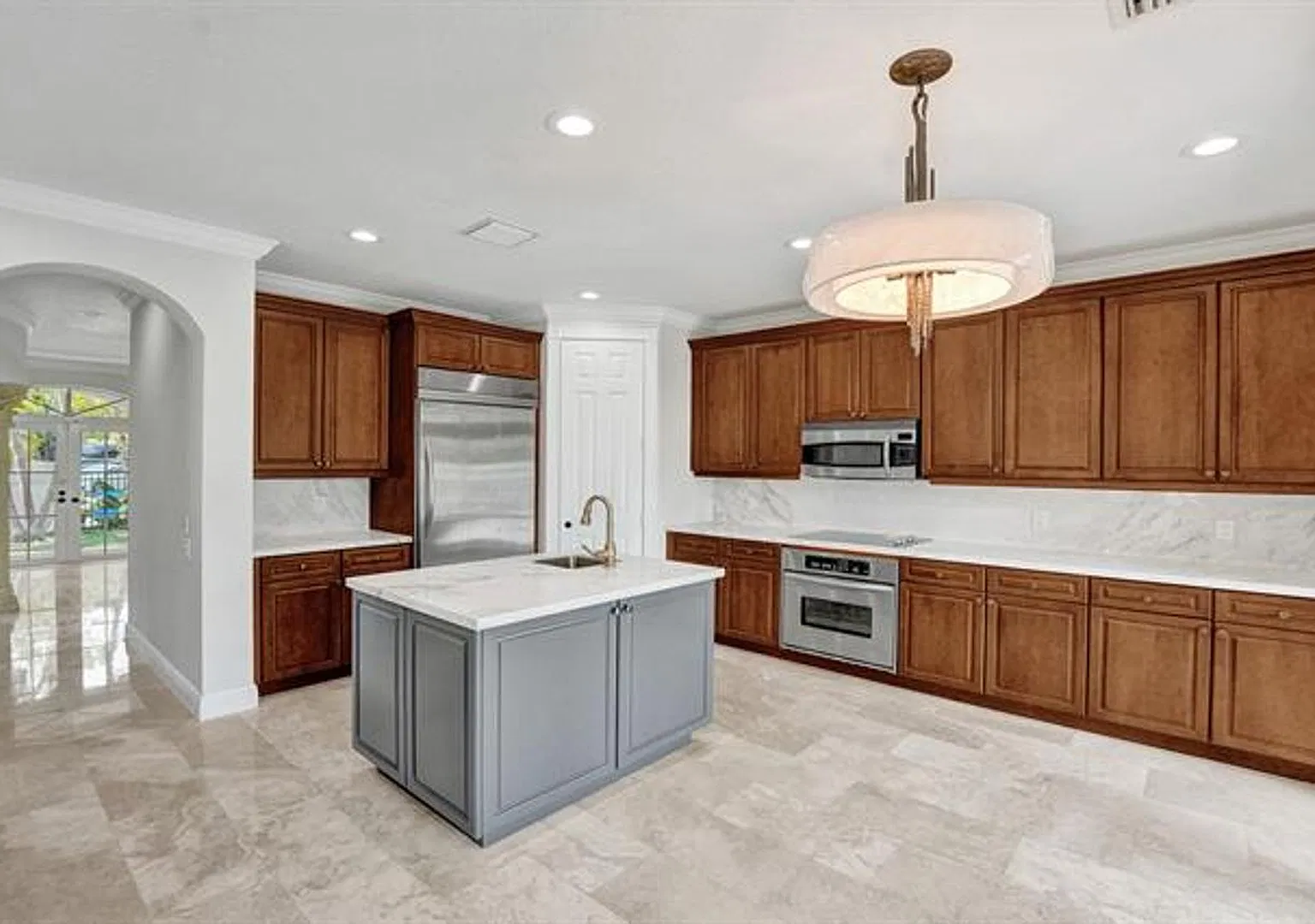 827 SE 2nd Ct # 827, Fort Lauderdale, FL 33301 — Photo 1