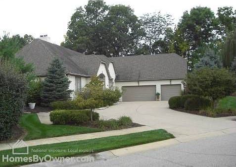 1st image of 7450 Royal Oakland Dr