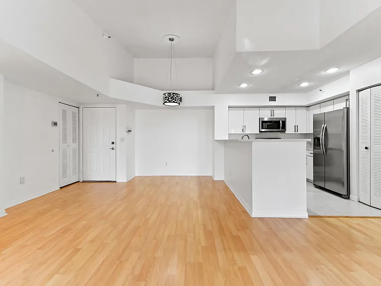 140 Yacht Club Way #307 — Photo 3