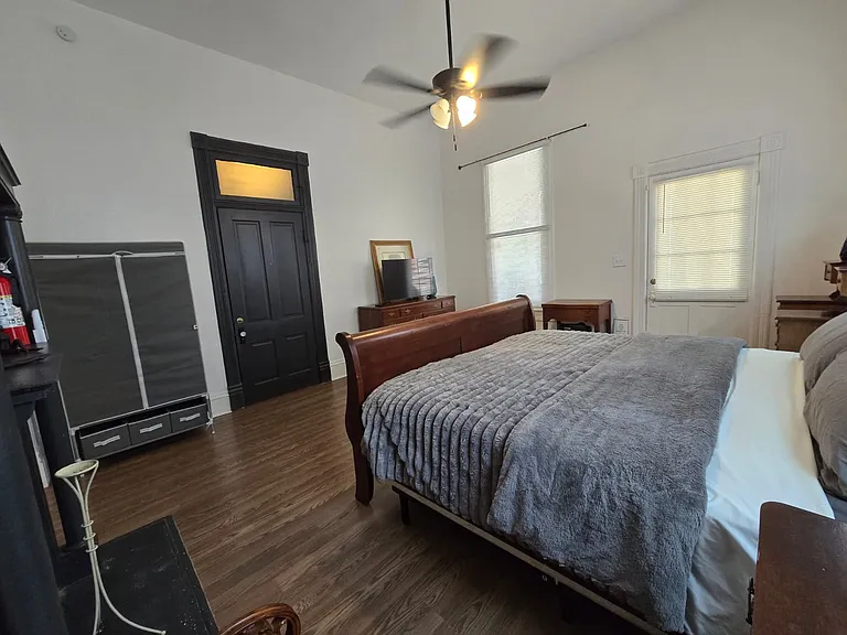 1834 Highland Ave — Photo 12