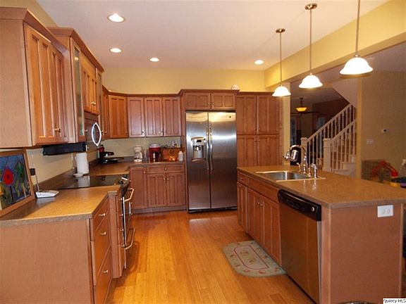 Home for Sale in Quincy, IL $235,000