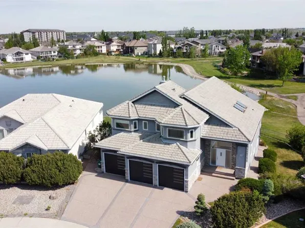 73 Fairmont Park Lndg S, Lethbridge, AB T1K 7L1