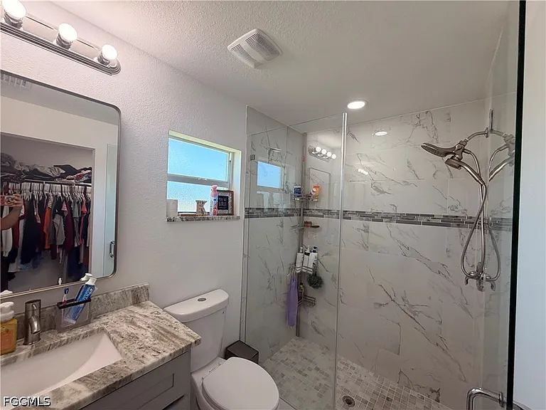 4702 Loraine Ave S — Photo 13