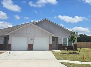 1242 Lexington Dr, Copperas Cove, TX 76522