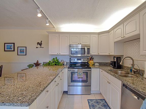 2nd image of 1170 6th Ave APT 4A