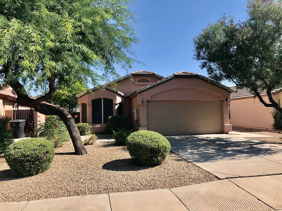 2nd image of 2243 E Pinto Dr