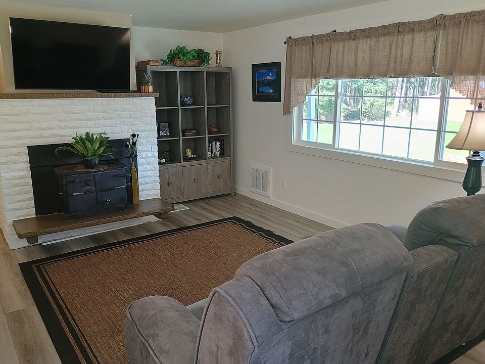 1st image of 1329 Balda Rd #A