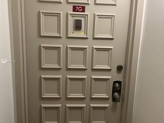 5th image of 6911 Environ Blvd APT 7G
