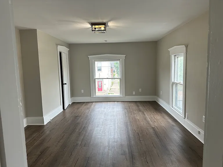 105 N 7th St #105 — Photo 2