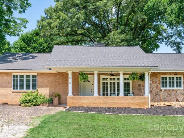 318 W Peeler St, Salisbury, NC 28146