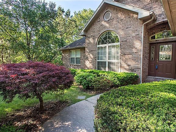 3rd image of 5 Ebble Ln