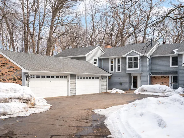 8825 Basswood Rd, Eden Prairie, MN 55344