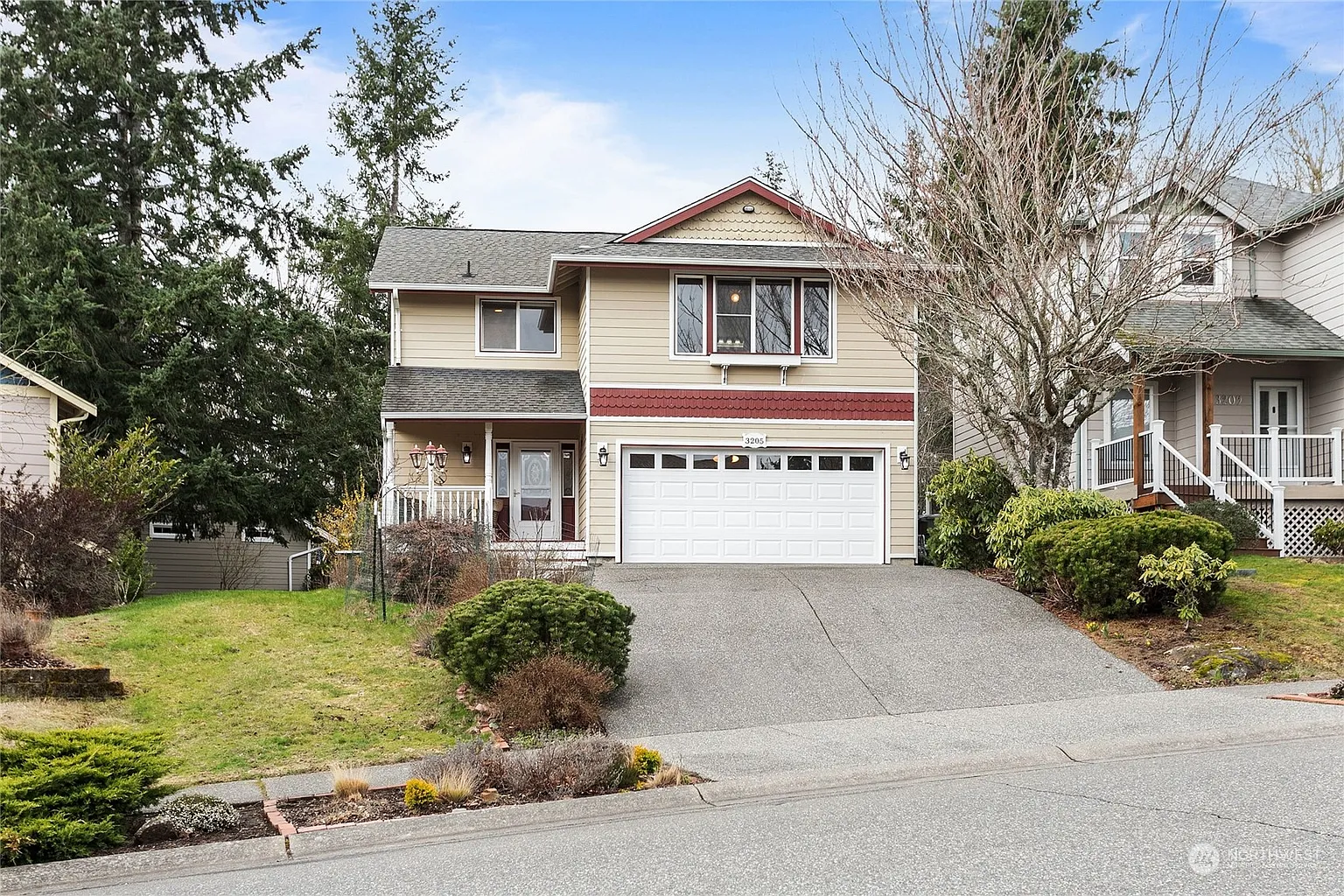 3205 Carrington Way photo 1
