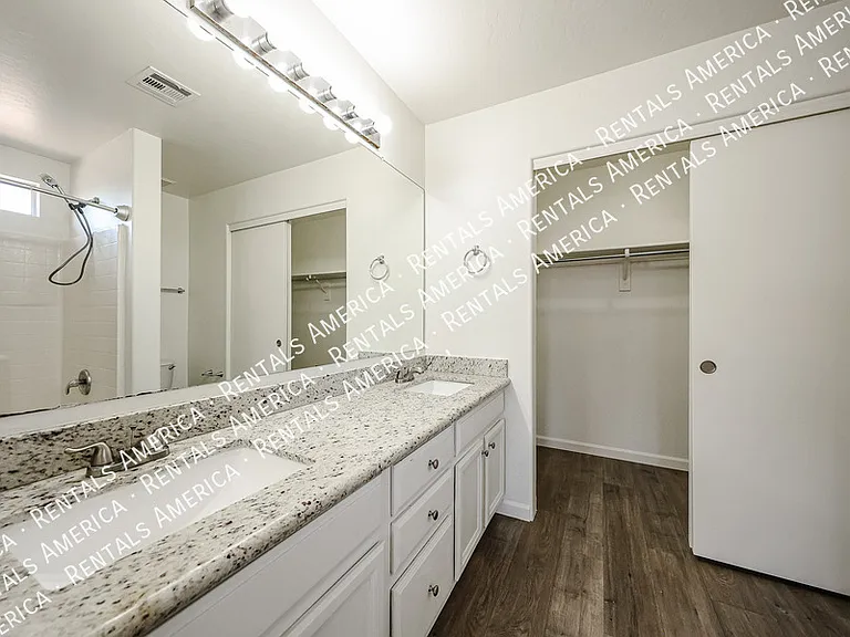 8757 E Lomita Ave — Photo 17
