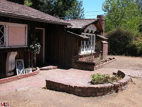 4th image of 5636 Sunnyslope Ave
