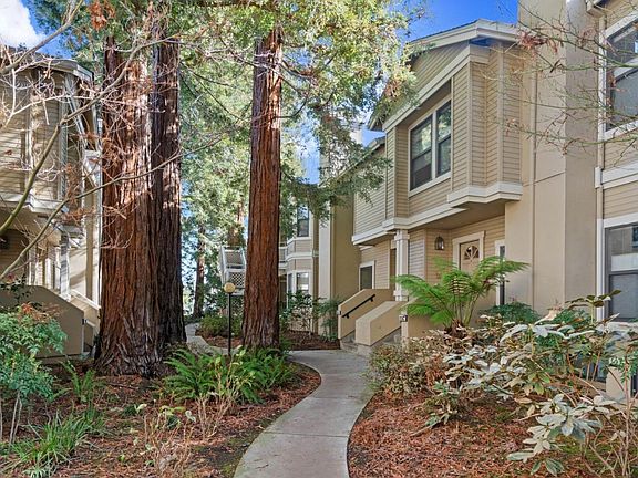 3rd image of 935 La Mesa Ter Unit F