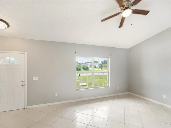 2598 SE University Terrace, Port St Lucie, FL 34952